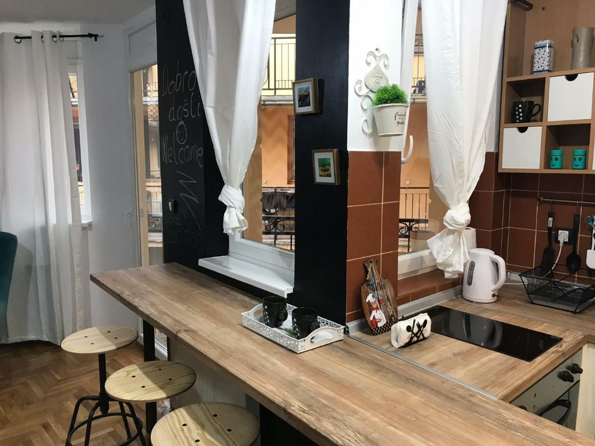 Apartment Sfera Νόβι Σαντ Εξωτερικό φωτογραφία