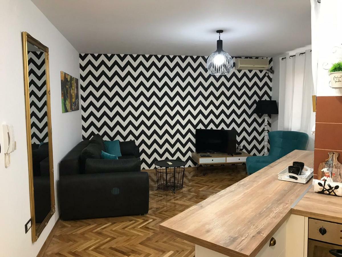 Apartment Sfera Νόβι Σαντ Εξωτερικό φωτογραφία