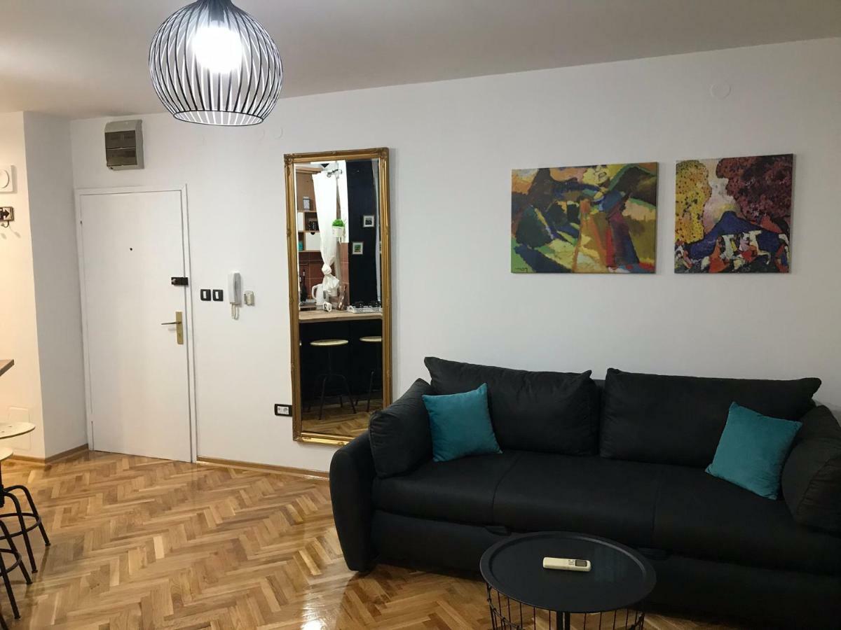Apartment Sfera Νόβι Σαντ Εξωτερικό φωτογραφία